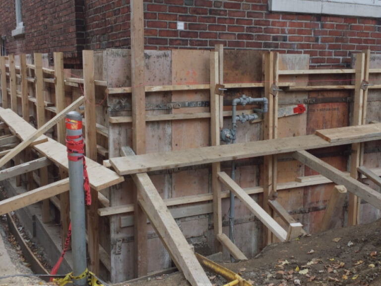 Goudrons-du-Quebec_reparation-beton-carrousel5